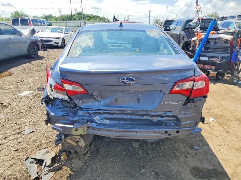 58712776 :رقم المزاد ، 4S3BNAC60J3020779 vin ، 2018 Subaru Legacy مزاد بيع