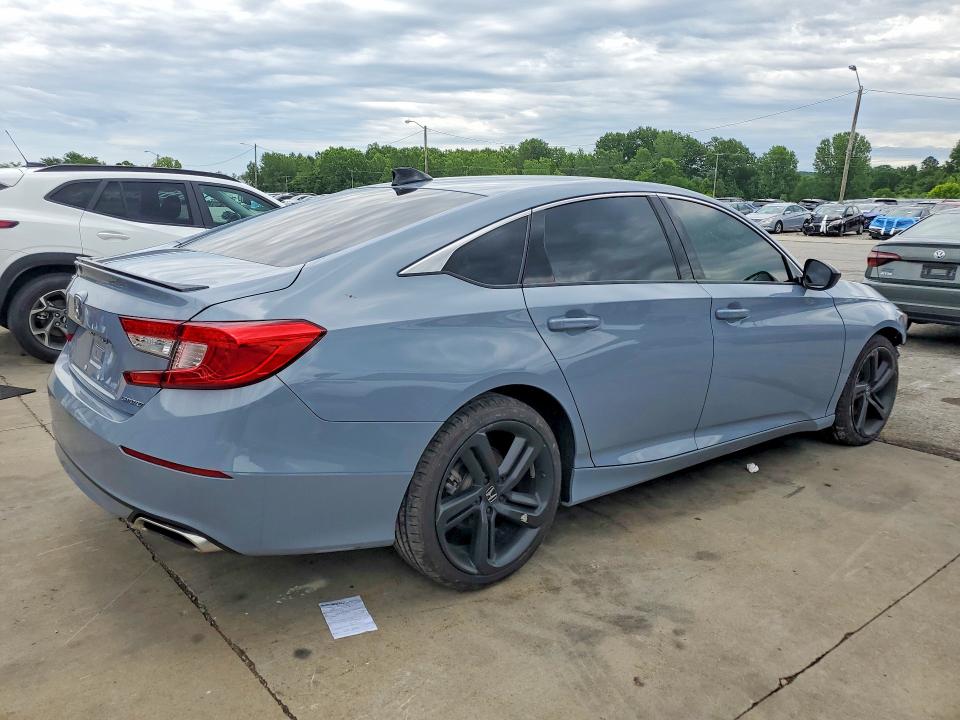 57490096 :رقم المزاد ، 1HGCV1F37NA108320 vin ، 2022 Honda Accord مزاد بيع