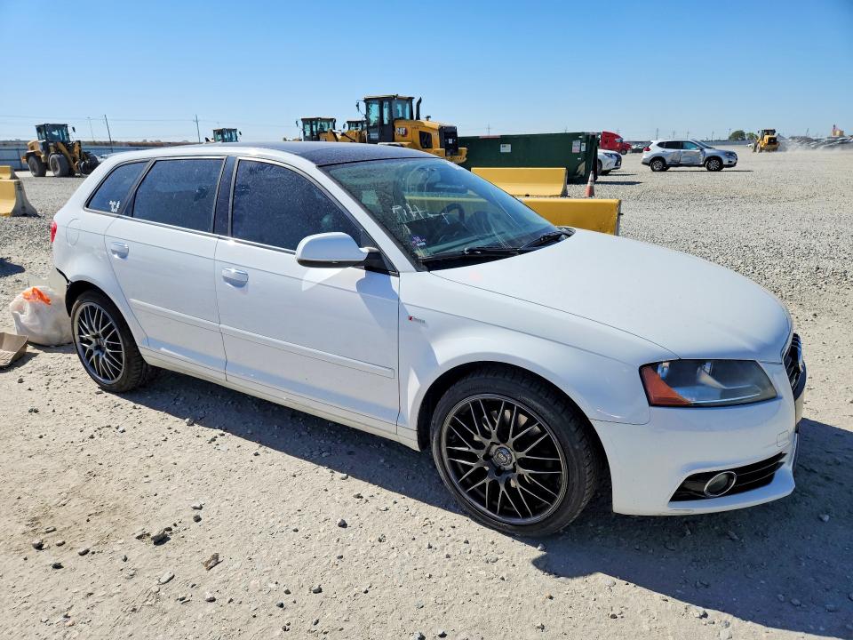 57264306 :رقم المزاد ، WAUDFAFM9BA099203 vin ، 2011 Audi A3 مزاد بيع