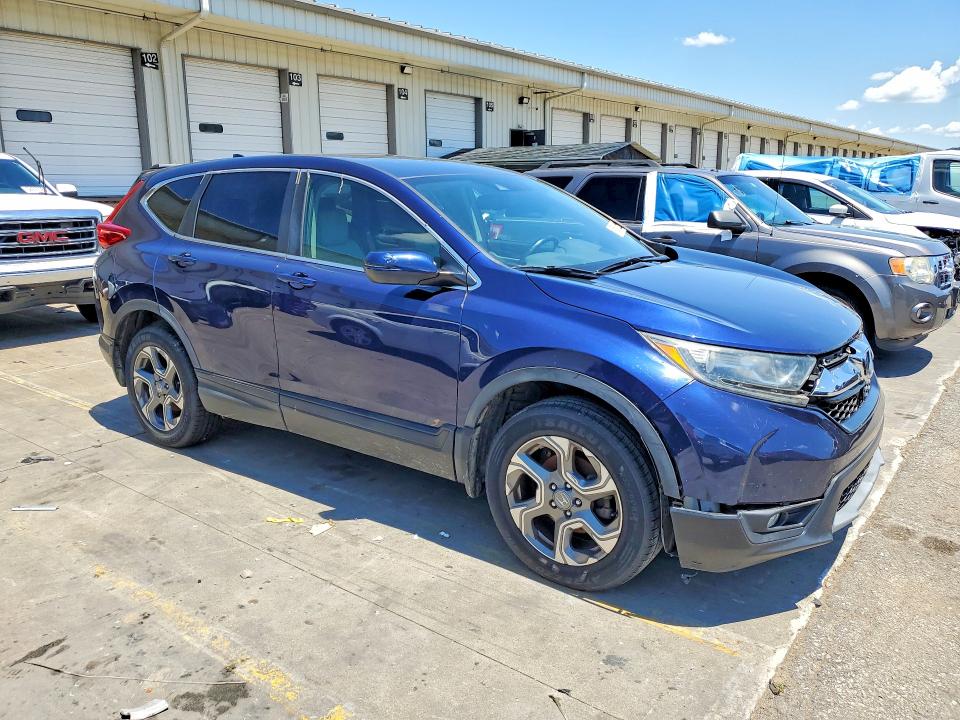 58557316 :رقم المزاد ، 7FARW2H86JE066099 vin ، 2018 Honda Cr-v مزاد بيع