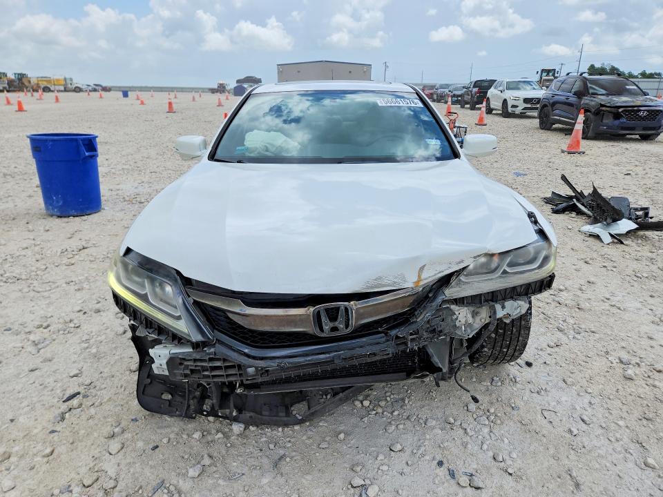 56661576 :رقم المزاد ، 1HGCT1B7XGA010674 vin ، 2016 Honda Accord مزاد بيع
