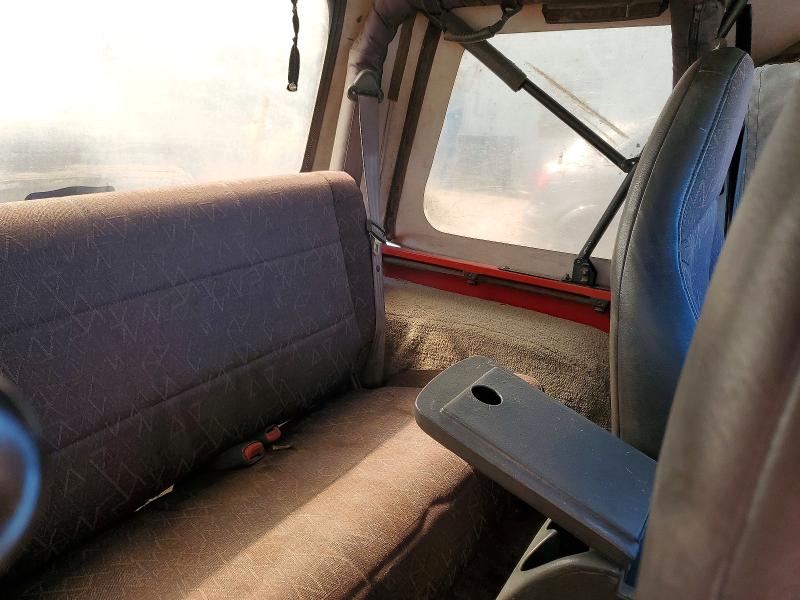 1998 Jeep Wrangler / Tj მანქანა იყიდება აუქციონზე, vin: 1J4FY29P7WP700252, აუქციონის ნომერი: 57349246