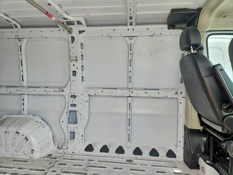 57363446 :رقم المزاد ، 3C6TRVAG2KE502814 vin ، 2019 Ram Promaster 1500 مزاد بيع