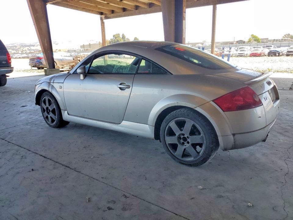 2001 Audi Tt მანქანა იყიდება აუქციონზე, vin: TRUWX28N911026759, აუქციონის ნომერი: 55982946