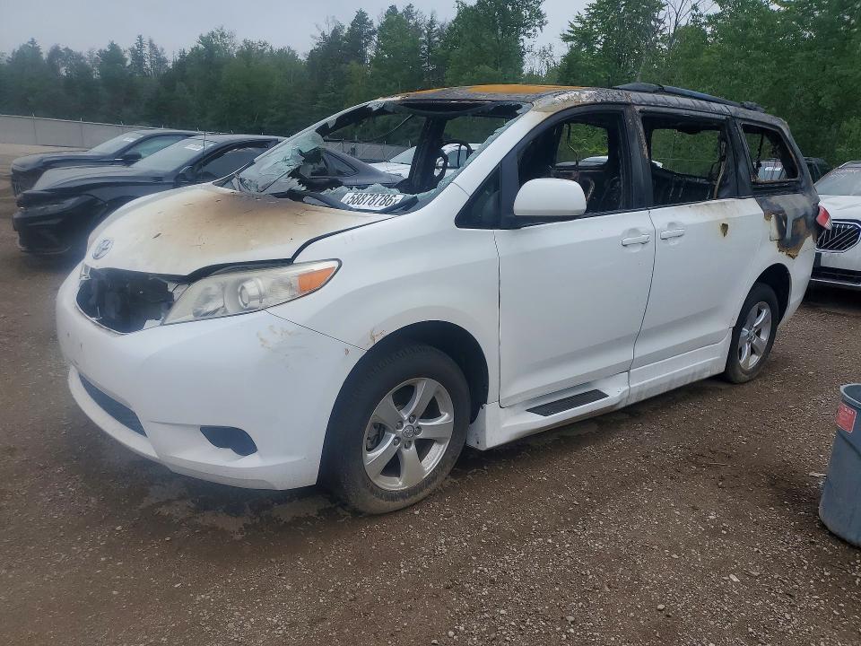 Aukcja sprzedaży 2013 Toyota Sienna, vin: 5TDKK3DCXDS308885, numer aukcji: 58878786
