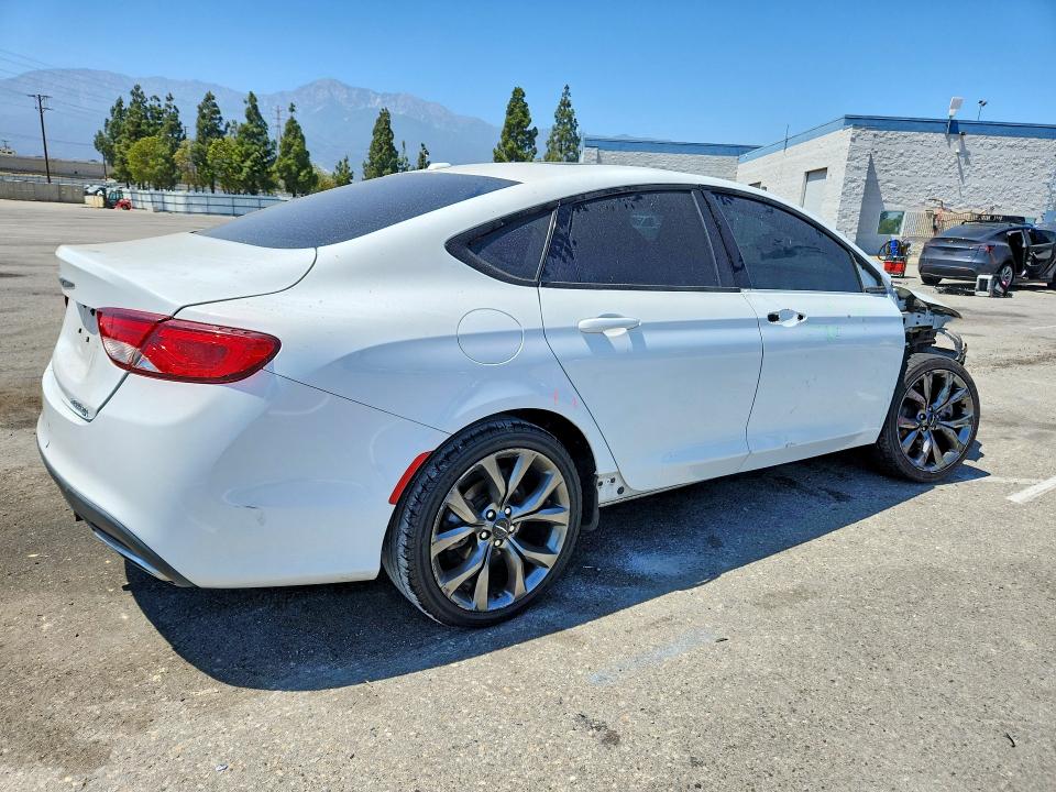 85980895 :رقم المزاد ، 1C3CCCBG4FN511629 vin ، 2015 Chrysler 200 مزاد بيع