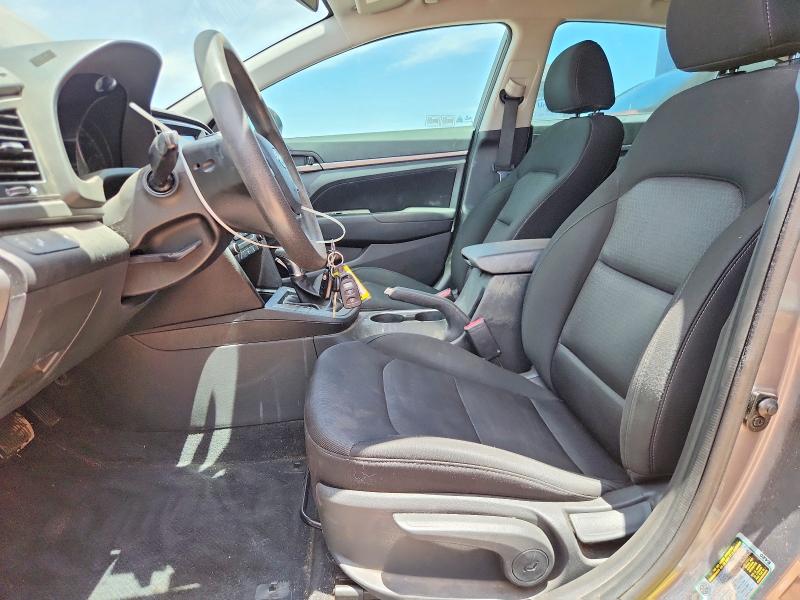 56542146 :رقم المزاد ، 5NPD84LF0JH246696 vin ، 2018 Hyundai Elantra مزاد بيع
