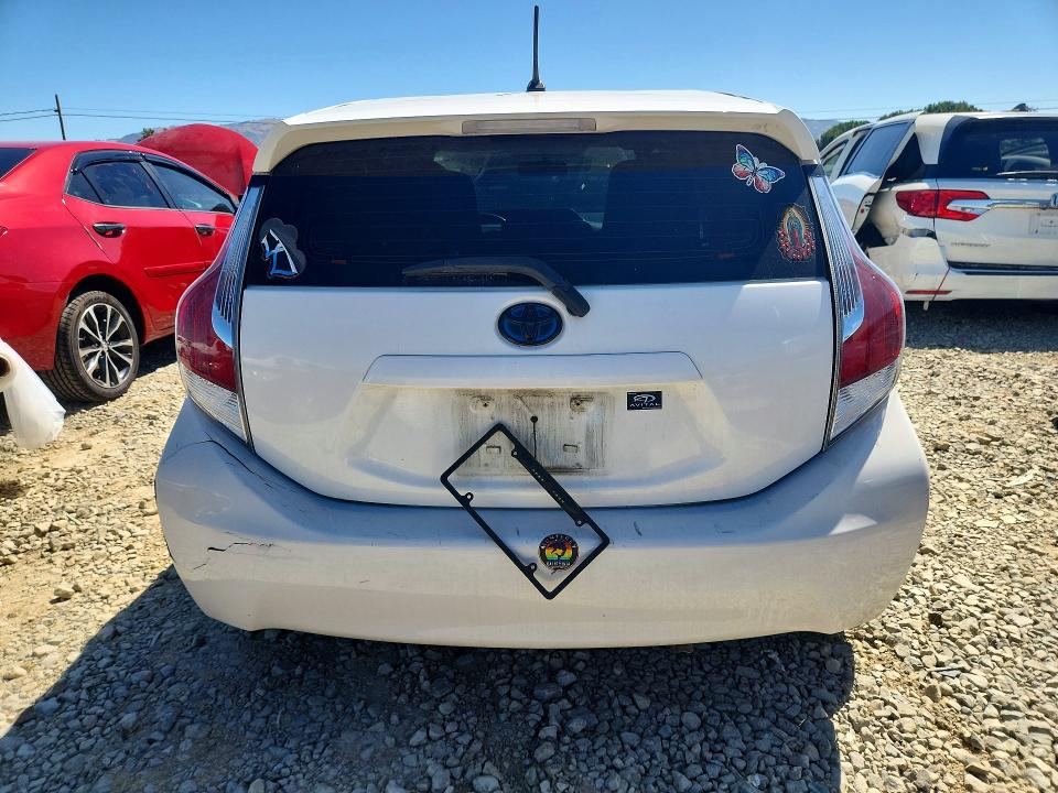 2013 Toyota Prius C მანქანა იყიდება აუქციონზე, vin: JTDKDTB39D1057349, აუქციონის ნომერი: 55372116