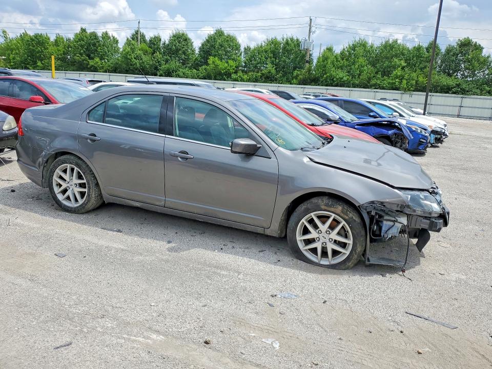 55001366 :رقم المزاد ، 3FAHP0JG4AR350331 vin ، 2010 Ford Focus مزاد بيع