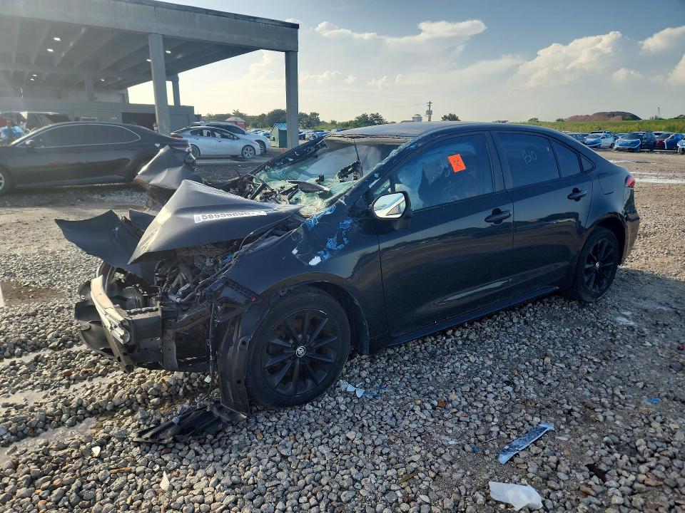 58559696 :رقم المزاد ، 5YFVPMAE3NP301877 vin ، 2022 Toyota Corolla مزاد بيع