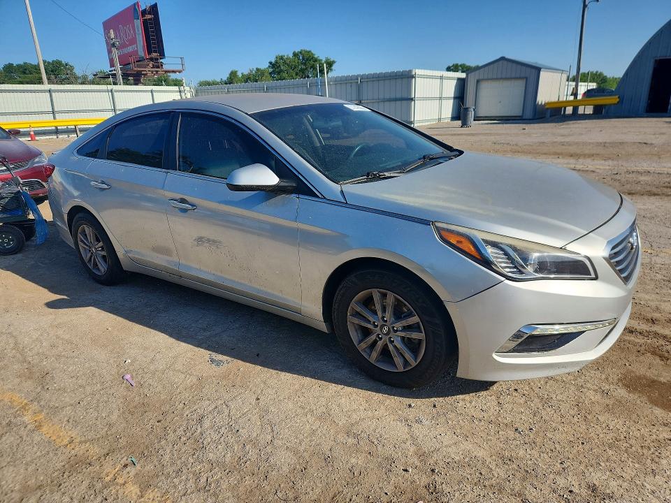 2015 Hyundai Sonata მანქანა იყიდება აუქციონზე, vin: 5NPE24AF9FH137895, აუქციონის ნომერი: 57242886