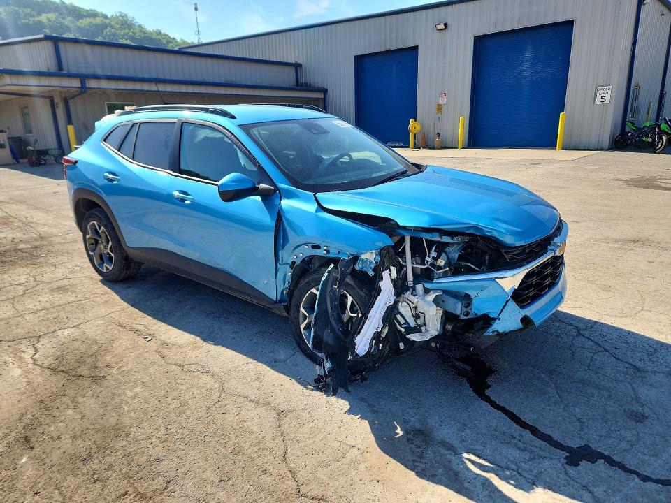 2025 Chevrolet Trax მანქანა იყიდება აუქციონზე, vin: KL77LHEP0SC024615, აუქციონის ნომერი: 56337736
