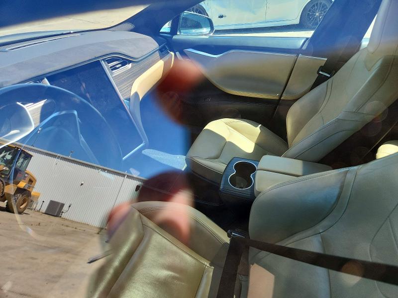 Продаж на аукціоні авто 2015 Tesla Model S, vin: 5YJSA1E29FF119696, номер лоту: 56567976