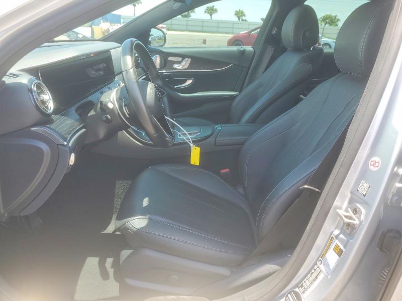 58283696 :رقم المزاد ، W1KZF8DB9NB088077 vin ، 2022 Mercedes-benz E مزاد بيع