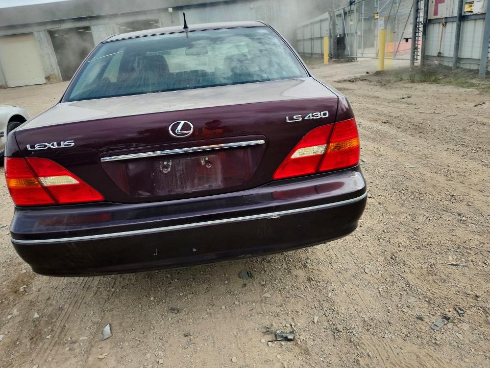 59061016 :رقم المزاد ، JTHBN30F810019556 vin ، 2001 Lexus Ls مزاد بيع