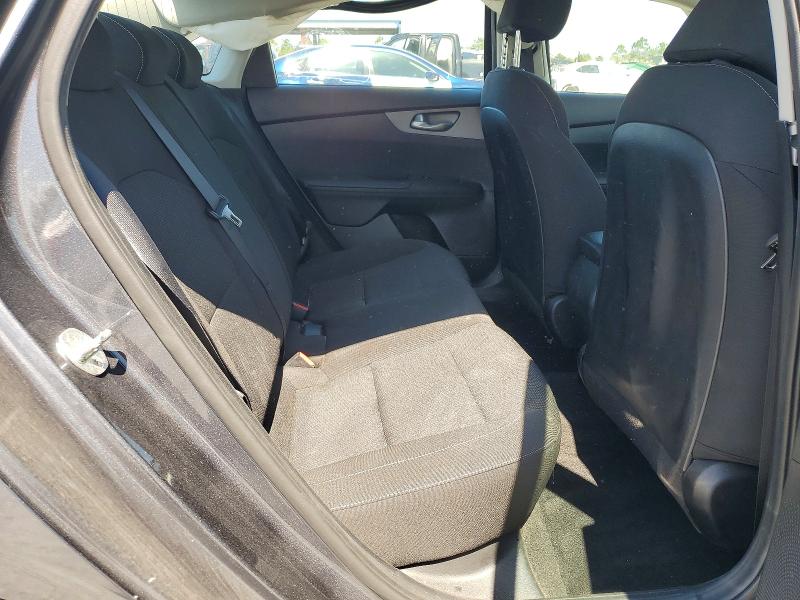 2020 Kia Forte მანქანა იყიდება აუქციონზე, vin: 3KPF24AD9LE167904, აუქციონის ნომერი: 58401256