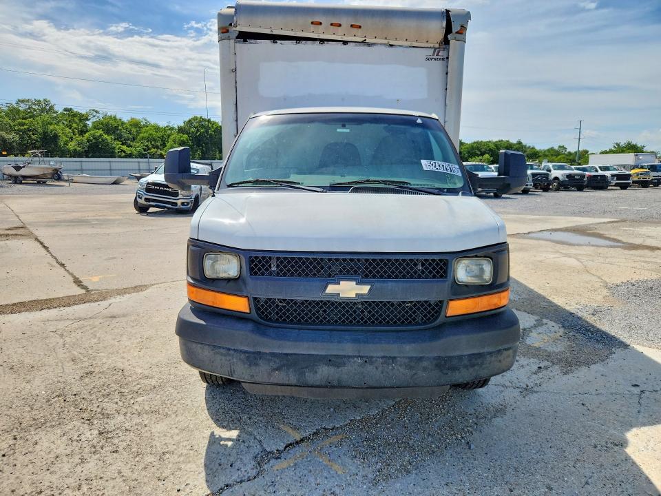 2015 Chevrolet Express G3500 მანქანა იყიდება აუქციონზე, vin: 1GB3G4CG9F1286446, აუქციონის ნომერი: 52437916