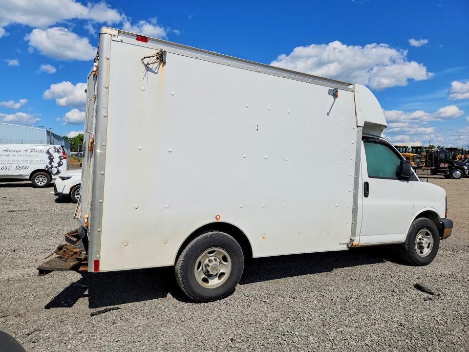 55069136 :رقم المزاد ، 1GBHG31U541208459 vin ، 2004 Chevrolet Express G3500 مزاد بيع