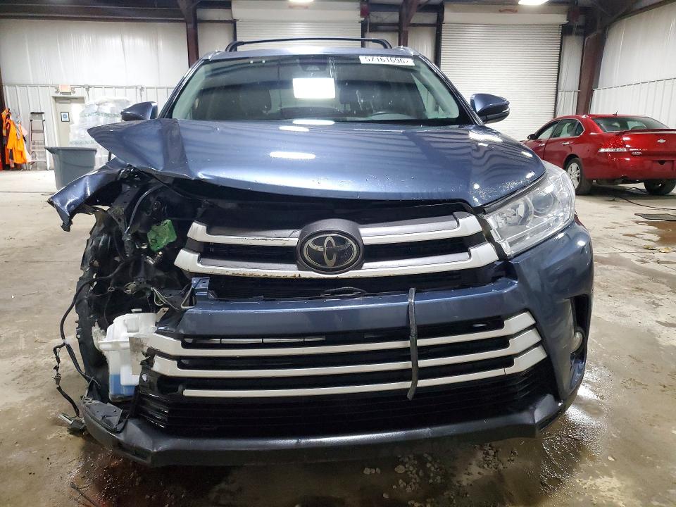 57161696 :رقم المزاد ، 5TDJZRFH6KS954683 vin ، 2019 Toyota Highlander مزاد بيع