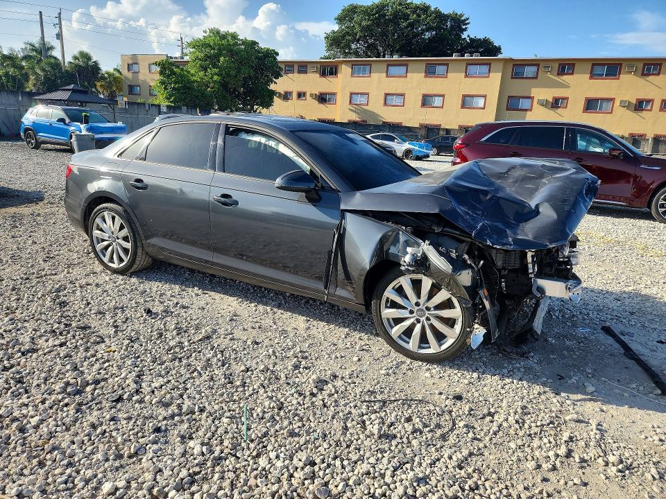 Aukcja sprzedaży 2017 Audi A4, vin: WAUGMAF41HN033670, numer aukcji: 58943816