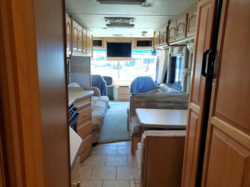 Продаж на аукціоні авто 2002 Frht Recreational Vehicle (rv), vin: 4UZAAHAK42CK21629, номер лоту: 56338866