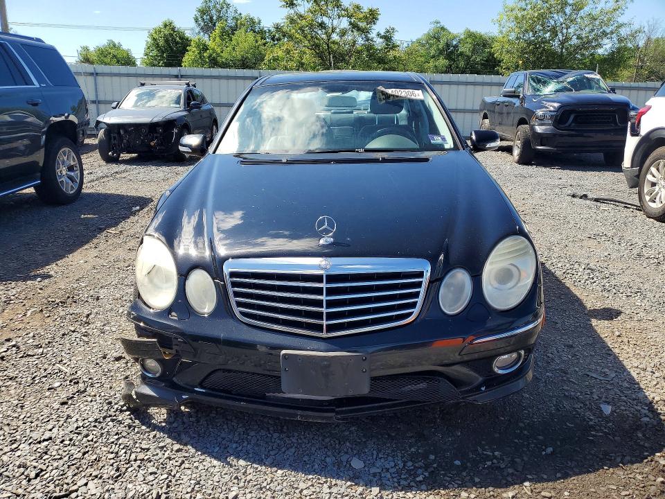 56402306 :رقم المزاد ، WDBUF87XX9B402125 vin ، 2009 Mercedes-benz E مزاد بيع