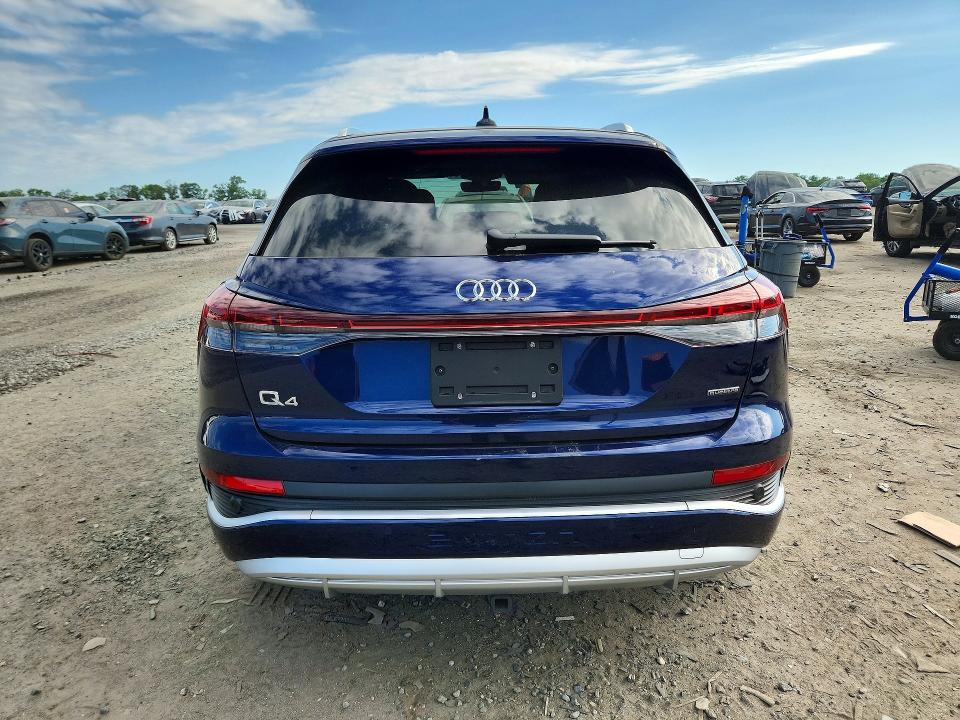 Продаж на аукціоні авто 2024 Audi Q4 E-tron, vin: WA1L2BFZXRP024152, номер лоту: 54574036