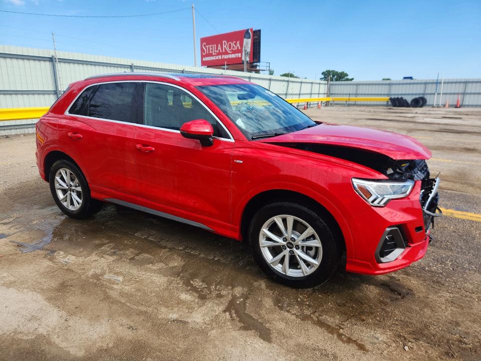 57495356 :رقم المزاد ، WA1DECF32S1059421 vin ، 2025 Audi Q3 مزاد بيع