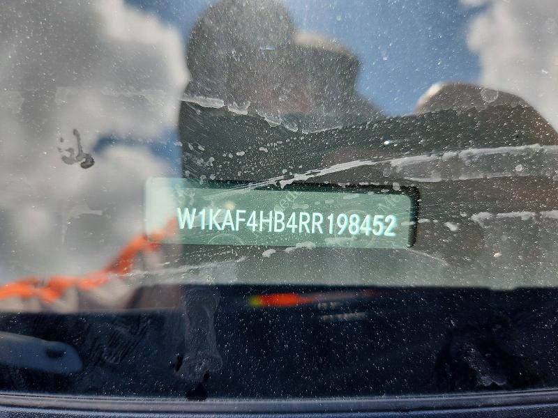 57489686 :رقم المزاد ، W1KAF4HB4RR198452 vin ، 2024 Mercedes-benz C مزاد بيع