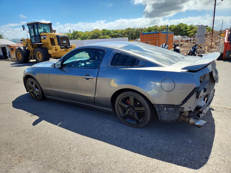 57084696 :رقم المزاد ، 1ZVBP8AMXD5252722 vin ، 2013 Ford Mustang مزاد بيع