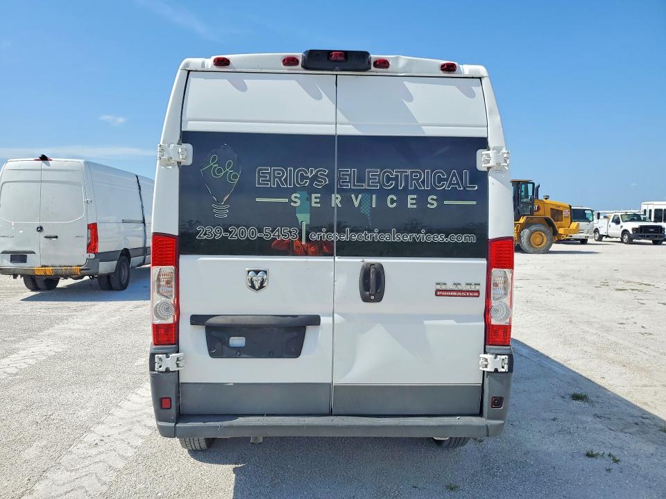58981416 :رقم المزاد ، 3C6TRVDG9HE527956 vin ، 2017 Ram Promaster 2500 مزاد بيع