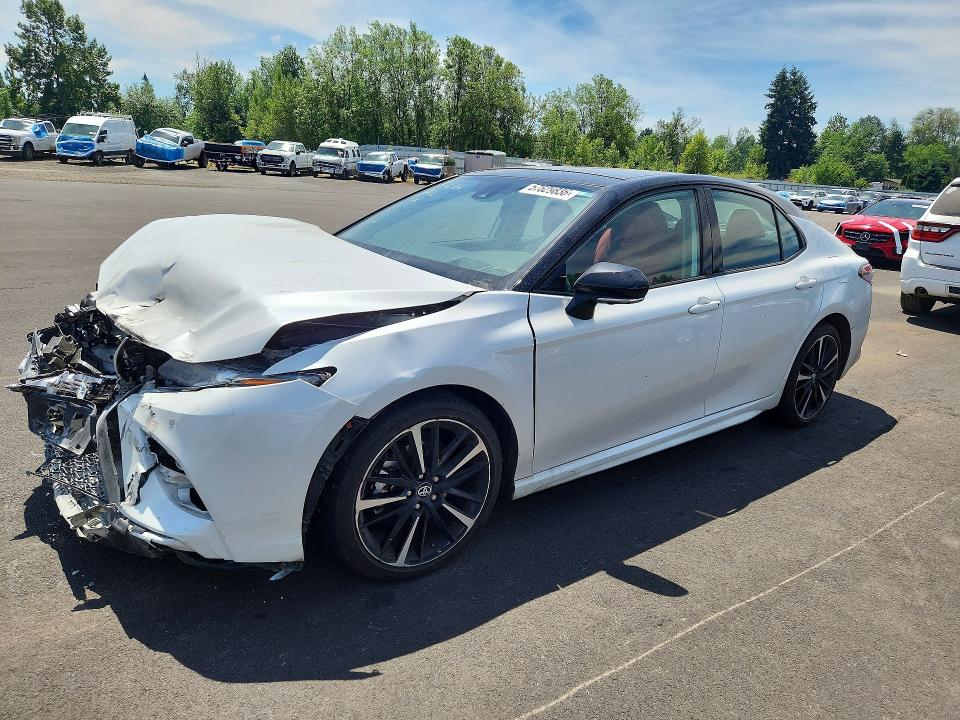 2019 Toyota Camry მანქანა იყიდება აუქციონზე, vin: 4T1B61HK2KU262466, აუქციონის ნომერი: 57529836