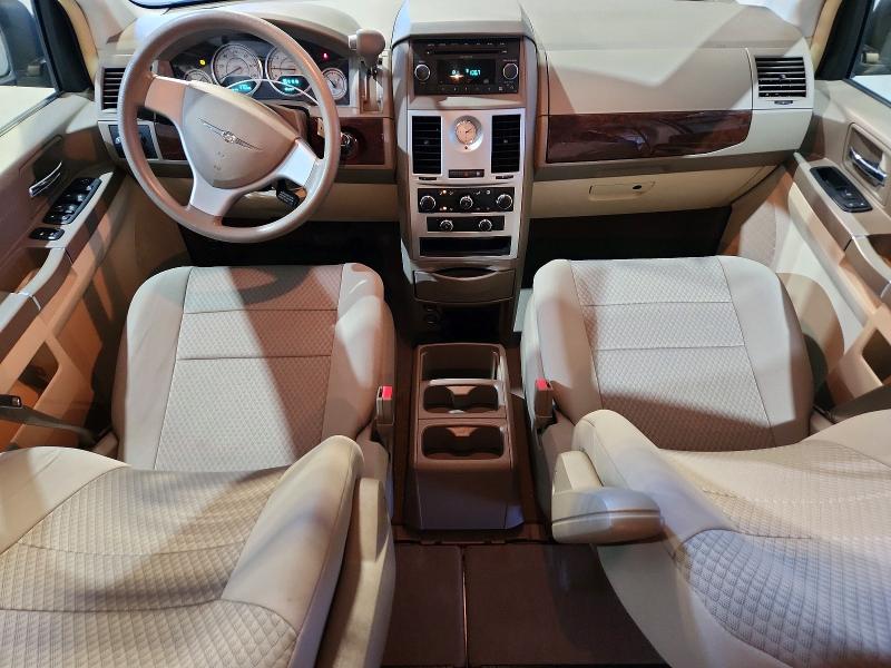 Продажа на аукционе авто 2010 Chrysler Town & Country, vin: 2A4RR4DE4AR137261, номер лота: 57644106
