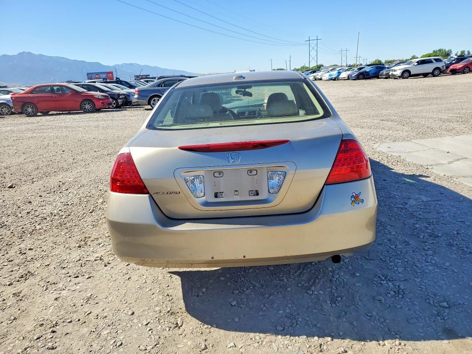 56719516 :رقم المزاد ، JHMCM56866C010789 vin ، 2006 Honda Accord مزاد بيع