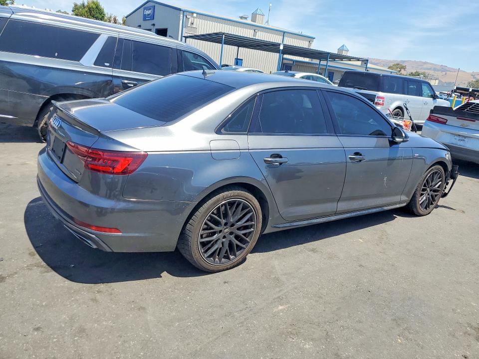 55923376 :رقم المزاد ، WAUENAF4XKA015459 vin ، 2019 Audi A4 مزاد بيع