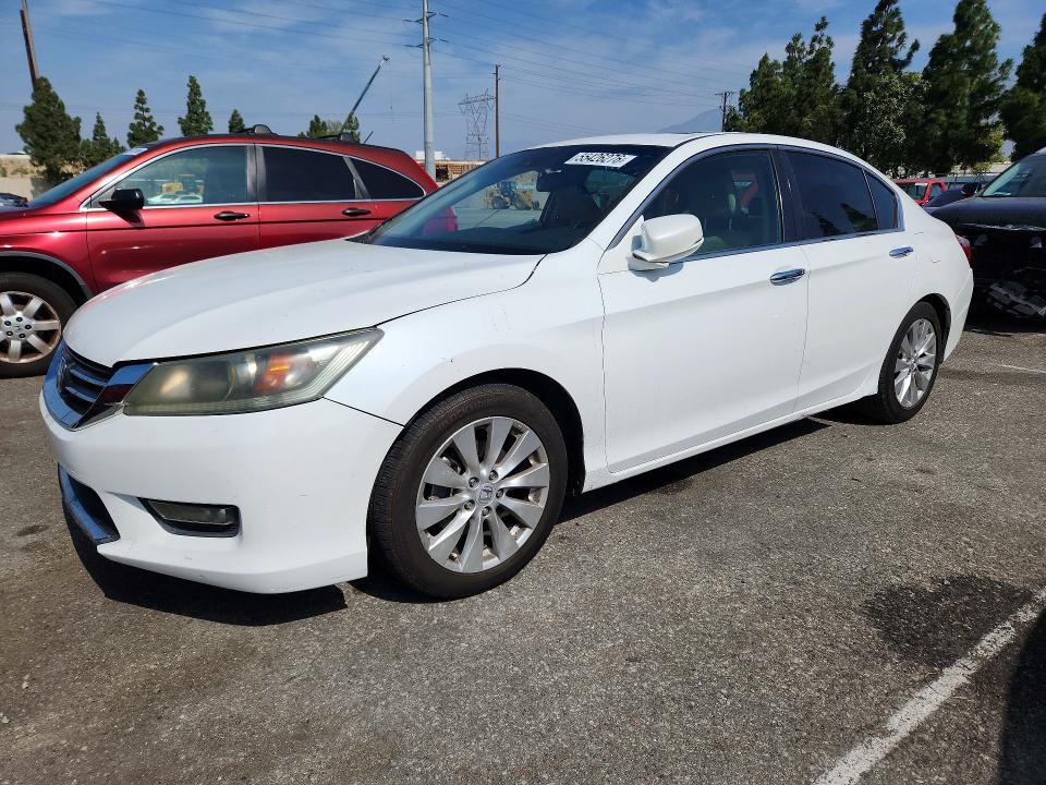 55426276 :رقم المزاد ، 1HGCR2F8XFA244237 vin ، 2015 Hond Accord مزاد بيع