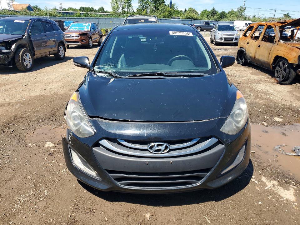 2013 Hyundai Elantra Gt მანქანა იყიდება აუქციონზე, vin: KMHD35LE5DU041604, აუქციონის ნომერი: 58530006