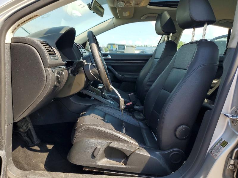 2010 Volkswagen Jetta მანქანა იყიდება აუქციონზე, vin: 3VWRZ7AJ3AM008554, აუქციონის ნომერი: 58717536