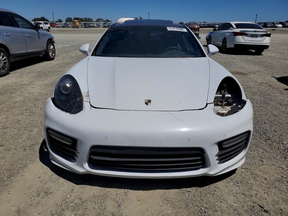 57019506 :رقم المزاد ، WP0AF2A70GL080869 vin ، 2016 Porsche Panamera مزاد بيع