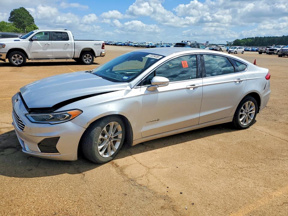 Продажа на аукционе авто 2019 Ford Fusion, vin: 3FA6P0MU0KR118125, номер лота: 57028456
