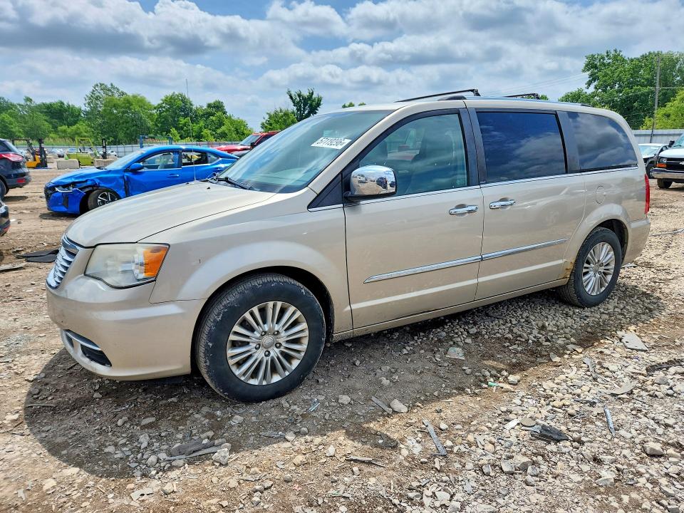 Auction sale of the 2013 Chrysler Town & Country, vin: 2C4RC1GG4DR641624, lot number: 57119296