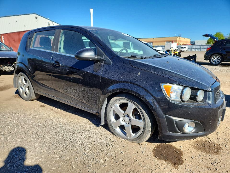 58349466 :رقم المزاد ، 1G1JC6SH3F4209177 vin ، 2015 Chevrolet Sonic مزاد بيع