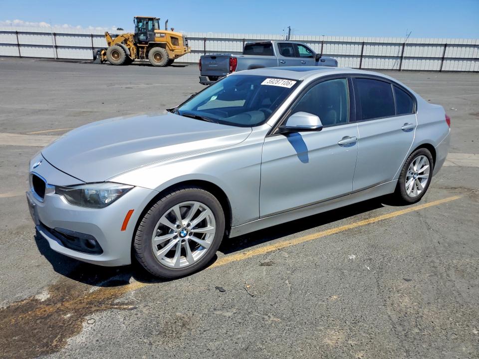 2017 Bmw 320 მანქანა იყიდება აუქციონზე, vin: WBA8E1G56HNU14875, აუქციონის ნომერი: 59287106