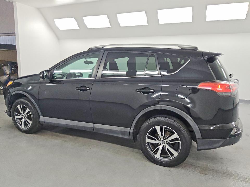 2016 Toyota Rav4 მანქანა იყიდება აუქციონზე, vin: 2T3WFREV9GW278001, აუქციონის ნომერი: 58686076