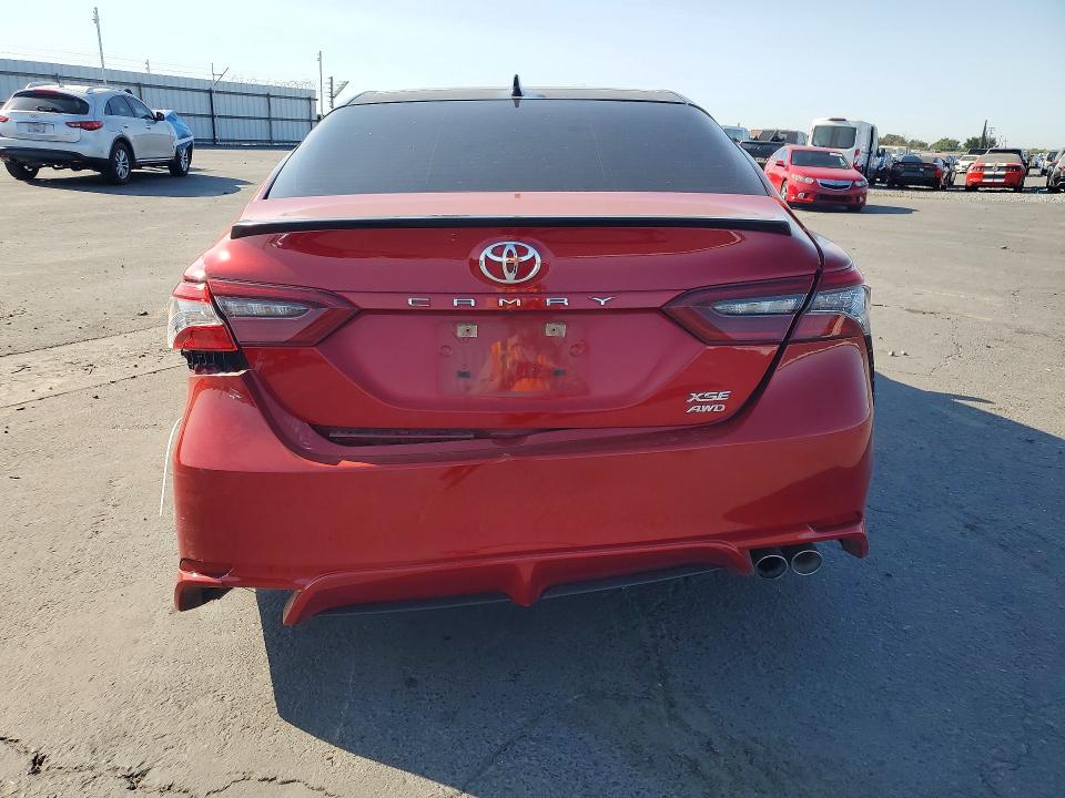 Продажа на аукционе авто 2021 Toyota Camry, vin: 4T1K61BKXMU028071, номер лота: 85995245