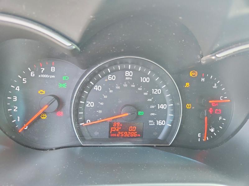 2015 Kia Sorento მანქანა იყიდება აუქციონზე, vin: 5XYKT3A64FG631972, აუქციონის ნომერი: 55641706