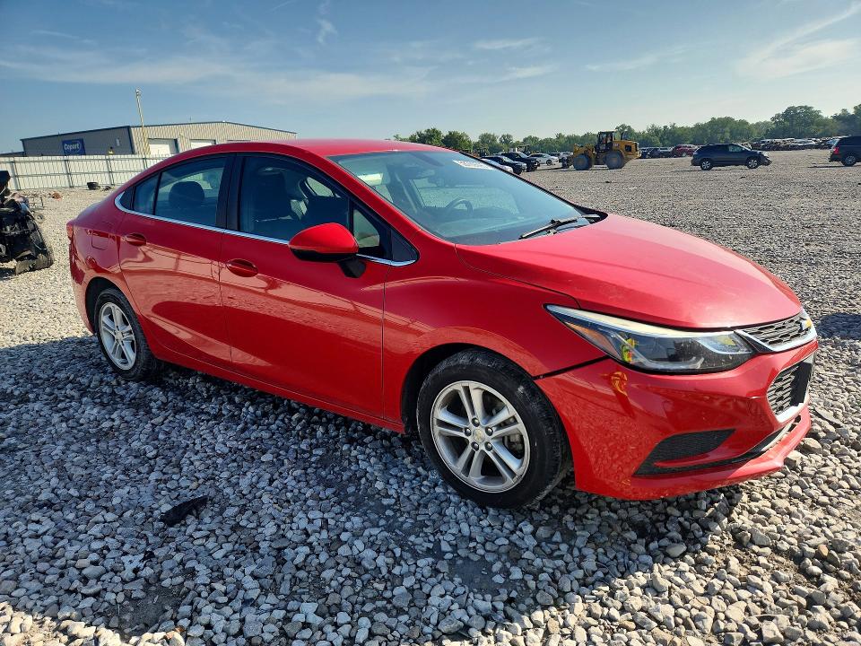 58709996 :رقم المزاد ، 1G1BE5SM5J7194601 vin ، 2018 Chevrolet Cruze مزاد بيع