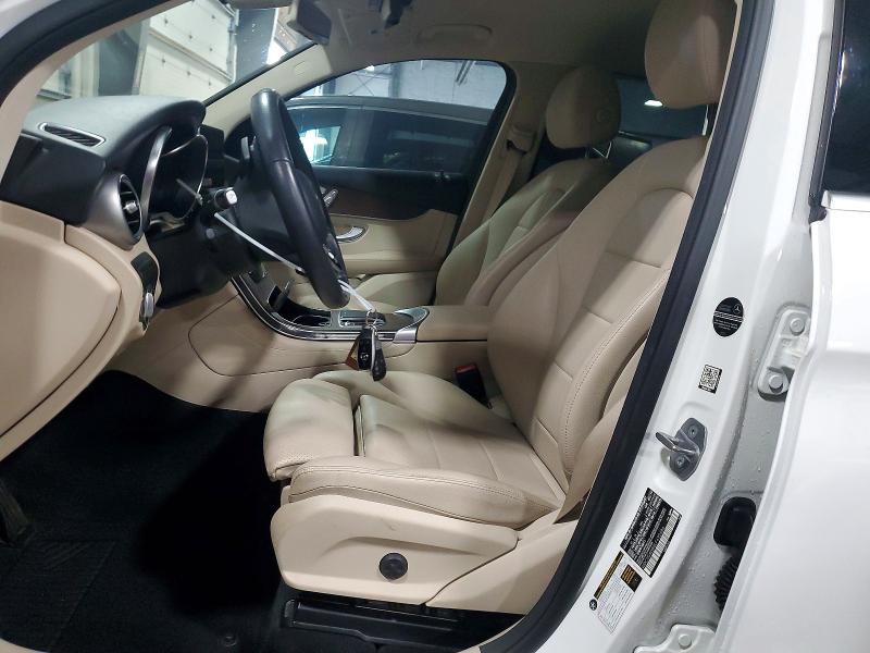 57990976 :رقم المزاد ، WDC0G8DB8LF692686 vin ، 2020 Mercedes-benz Glc مزاد بيع