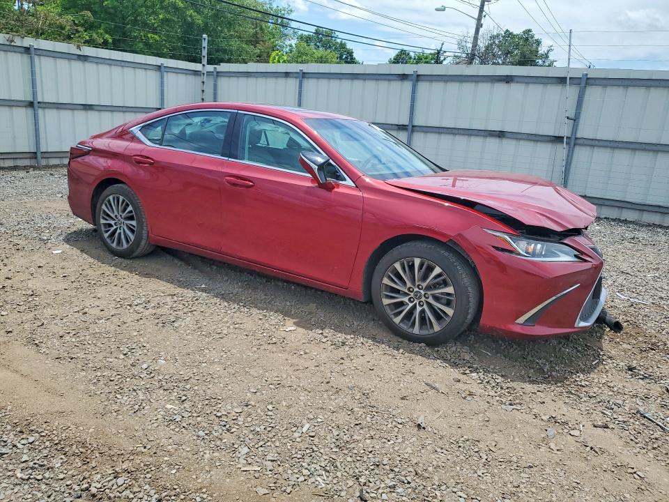 Продажа на аукционе авто 2019 Lexus Es, vin: 58ABZ1B18KU015727, номер лота: 57825026