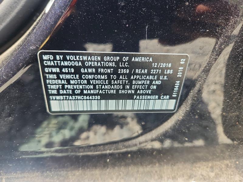 56151406 :رقم المزاد ، 1VWBT7A37HC044330 vin ، 2017 Volkswagen Passat مزاد بيع